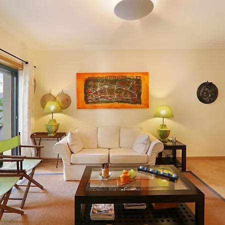 Apartamento Vila Falesia * أولوز داغوا